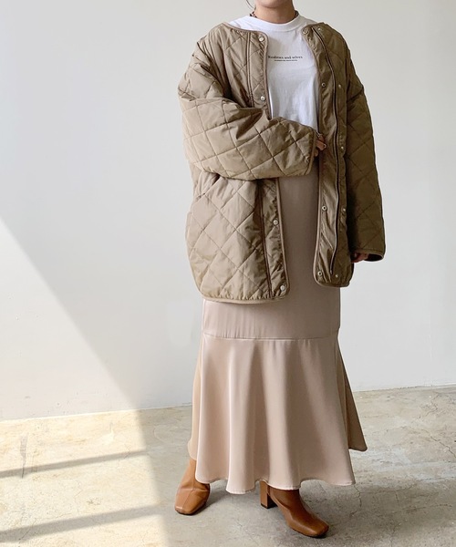 LIAN(リアン)の「リバーシブルキルティングミドルコート(ノーカラーコート・レディース・アイボリー/モカ/ブラック/カーキ・FREE)」の17枚目の写真