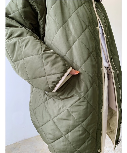 LIAN(リアン)の「リバーシブルキルティングミドルコート(ノーカラーコート・レディース・アイボリー/モカ/ブラック/カーキ・FREE)」の16枚目の写真