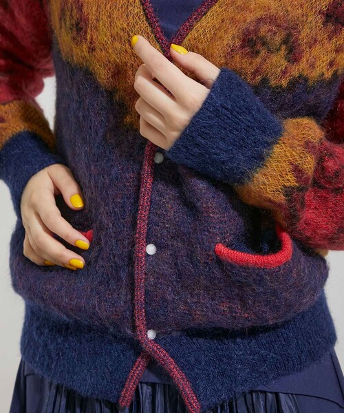 TOGA PULLA(トーガ プルラ)の「【TOGA PULLA(トーガプルラ)】モヘアジャガードニットカーディガン TP12-XO208(ニット/セーター・レディース・イエロー/ライトグリーン・36/38)」の3枚目の写真