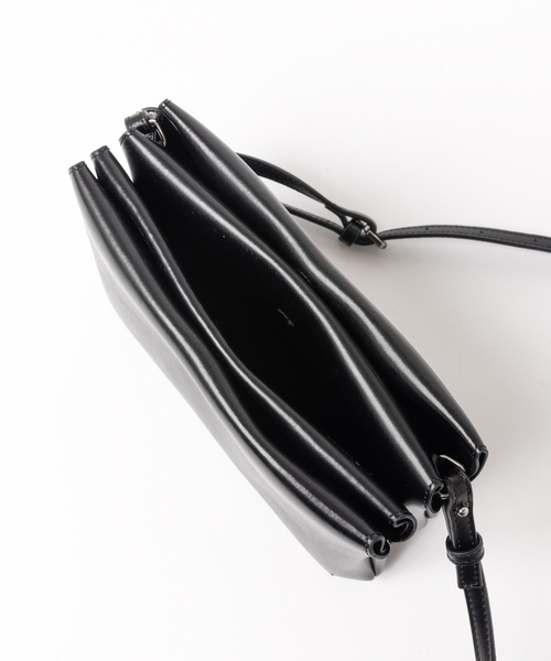 YAHKI（ヤーキ）の「YAHKI 別注 Soft Ｗ Face ショルダーバッグ（ショルダーバッグ・レディース・ベージュ/ブラック・フリー）」の11枚目の写真