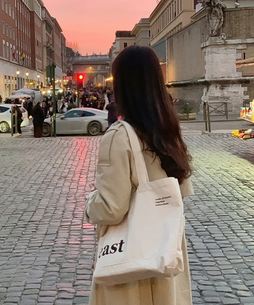 Doula Doula（ドゥーラドゥーラ）の「BIGシルエット トレンチコート（トレンチコート・レディース・ブラック/ベージュ・M/L）」の12枚目の写真