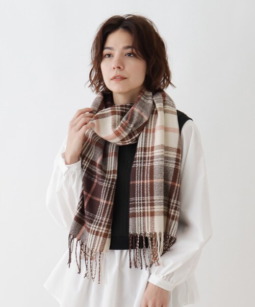 DRESKIP（ドレスキップ）の「◆へリンボンチェックストール（ストール/ショール・レディース・レッド系3/アイボリー系1/ネイビー系1・00）」の6枚目の写真