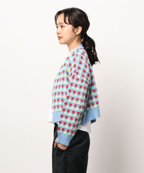 Clice de Paris（クリシェドゥパリス）の「K/フラワーニットカーデ（カーディガン/ボレロ・レディース・ブルー・ONESIZE）」の2枚目の写真