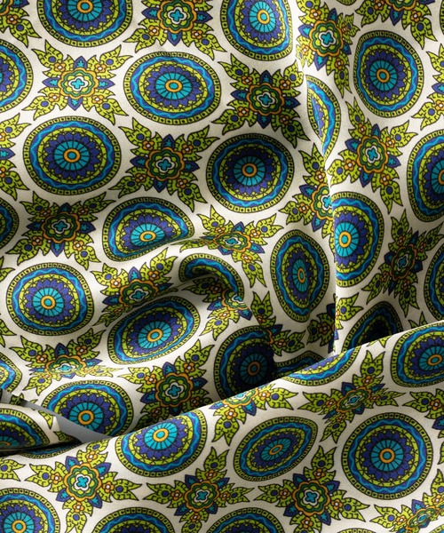 【セール】老舗英国ブランド 100% ピュアシルクスカーフ(バンダナ/スカーフ)|Tootal(トゥータル) 【セール】老舗英国ブランド 100% ピュアシルクスカーフ(バンダナ/スカーフ)|Tootal(トゥータル)