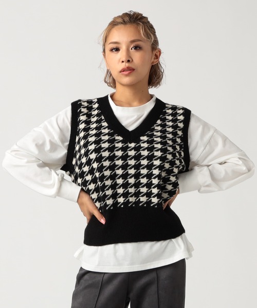CECIL McBEE(セシルマクビー)の「千鳥柄ニットベスト(ベスト・レディース・ベージュ/ブラック/モカ・MEDIUM)」の2枚目の写真
