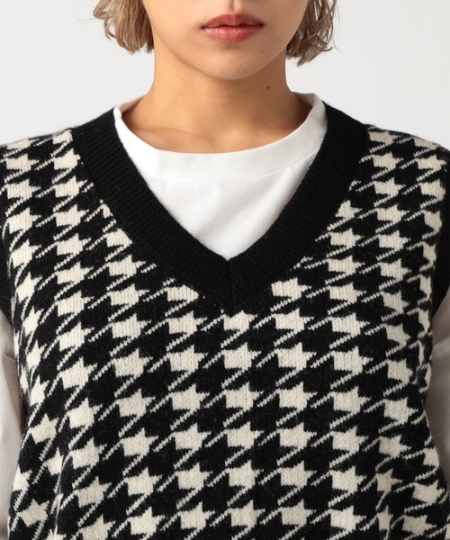 CECIL McBEE(セシルマクビー)の「千鳥柄ニットベスト(ベスト・レディース・ベージュ/ブラック/モカ・MEDIUM)」の9枚目の写真