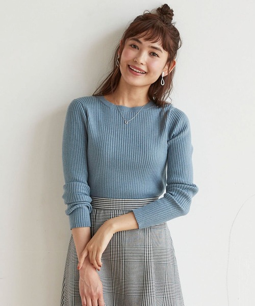 BELLUNA PLUS（ベルーナ）の「抗菌防臭が嬉しい。リブニットクルーネックプルオーバー（ニット/セーター・レディース・テラコッタ/ブルーグレー/杢グレー/ブラック・MEDIUM/LARGE/X-LARGE）」の3枚目の写真