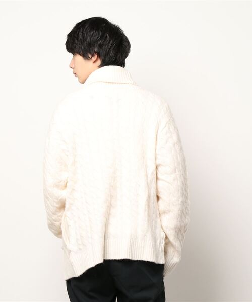 Anytime Songs（エニータイムソングス）の「ケーブル編みニット　ショールカーディガン（カーディガン/ボレロ・メンズ・オフホワイト/ブラック/グレイッシュベージュ・MEDIUM/X-LARGE/LARGE）」の10枚目の写真