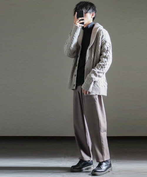 Anytime Songs（エニータイムソングス）の「ケーブル編みニット　ショールカーディガン（カーディガン/ボレロ・メンズ・オフホワイト/ブラック/グレイッシュベージュ・MEDIUM/X-LARGE/LARGE）」の16枚目の写真