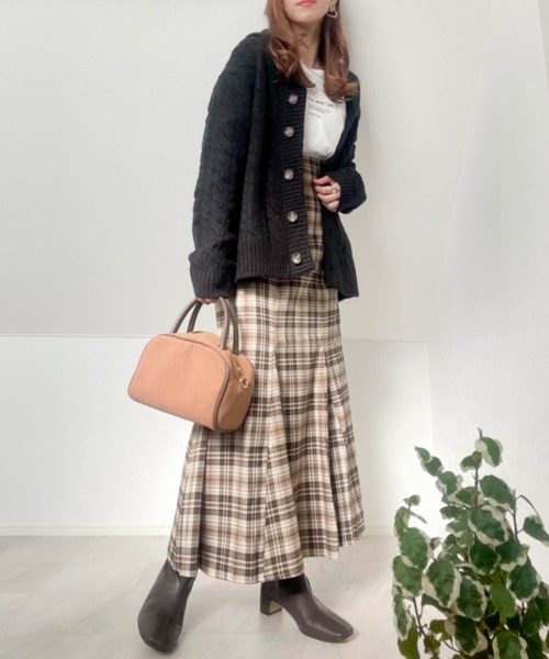 Anytime Songs（エニータイムソングス）の「ケーブル編みニット　ショールカーディガン（カーディガン/ボレロ・メンズ・オフホワイト/ブラック/グレイッシュベージュ・MEDIUM/X-LARGE/LARGE）」の19枚目の写真