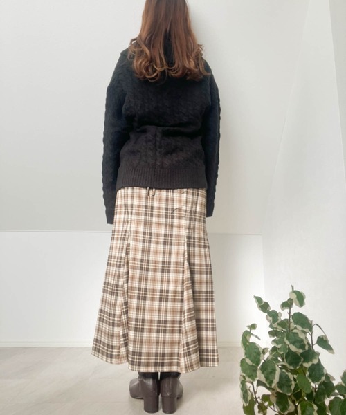 Anytime Songs（エニータイムソングス）の「ケーブル編みニット　ショールカーディガン（カーディガン/ボレロ・メンズ・オフホワイト/ブラック/グレイッシュベージュ・MEDIUM/X-LARGE/LARGE）」の17枚目の写真