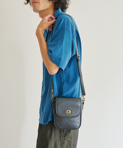 CPCM(シーピーシーエム)の「ビンテージ縦型ミニショルダー(ショルダーバッグ・メンズ・ブラック/ブラウン/グリーン/ブラック系その他・FREE)」の14枚目の写真