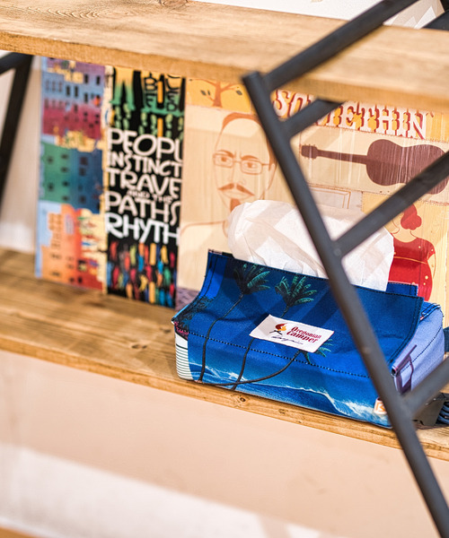 MEN'S MELROSE（メンズメルローズ）の「Oregonian Camper 別注  HIROSHI NAGAI  Ｃollaboration ボックスティッシュケース（アウトドアグッズ・メンズ・ブルー系その他・9）」の12枚目の写真