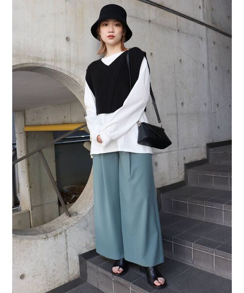 MURUA（ムルーア）の「ミニショルダーバッグ（ショルダーバッグ・レディース・ホワイト/ブラック・FREE）」の4枚目の写真