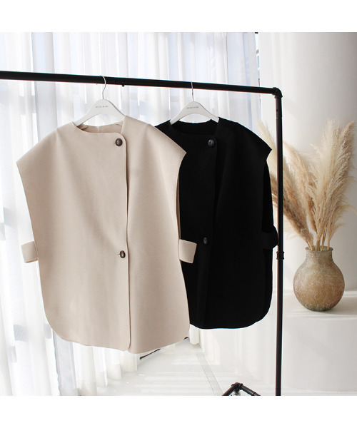 MODE ROBE（モードローブ）の「サイドオープンオーバーサイズジレ（ベスト・レディース・ブラック/アイボリー・FREE）」の22枚目の写真