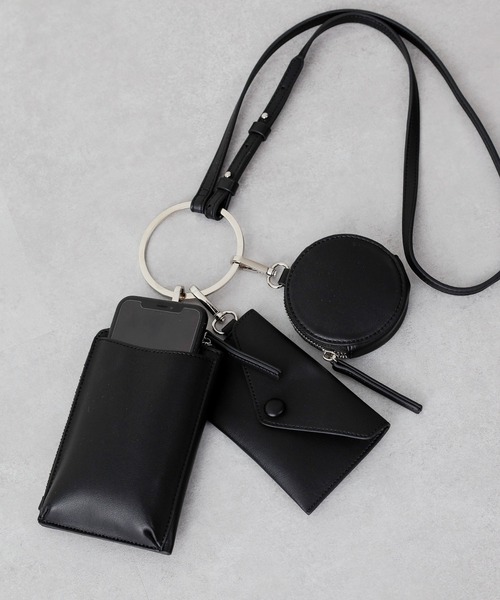 COLONY 2139（コロニートゥーワンスリーナイン）の「3連ショルダーバッグ/スマホショルダー/マルチウェイバッグ（ショルダーバッグ・レディース・ブラック/イエロー/モカ/ブラック系その他/グリーン・FREE）」の3枚目の写真