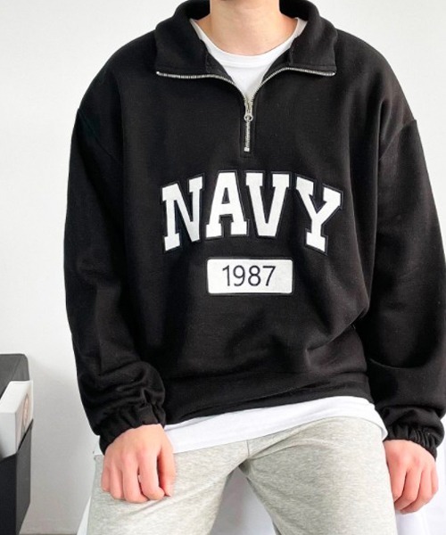 BASQUE magenta（バスクマゼンタ）の「HALF ZIP NAVY LOGO SWEAT SHIRTS / ハーフジップ ネイビー ロゴ刺繍 裏起毛スウェットシャツ（スウェット・メンズ・ブラック/グレー/オートミール・FREE）」の4枚目の写真