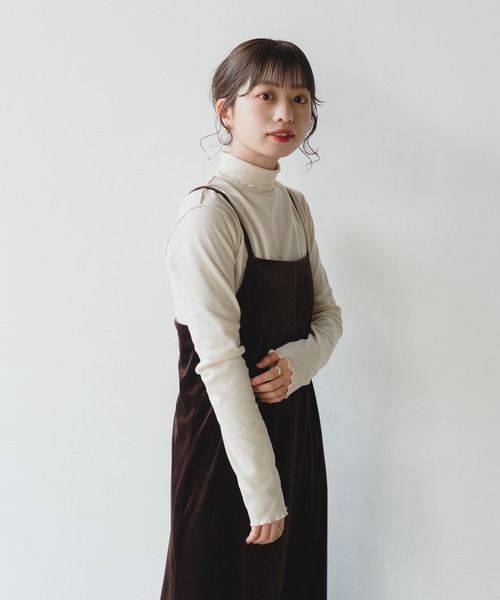 Kastane(カスタネ)の「ハイネックリブロンT(Tシャツ/カットソー・レディース・ブルー/アイボリー/ダークブラウン・FREE)」の7枚目の写真