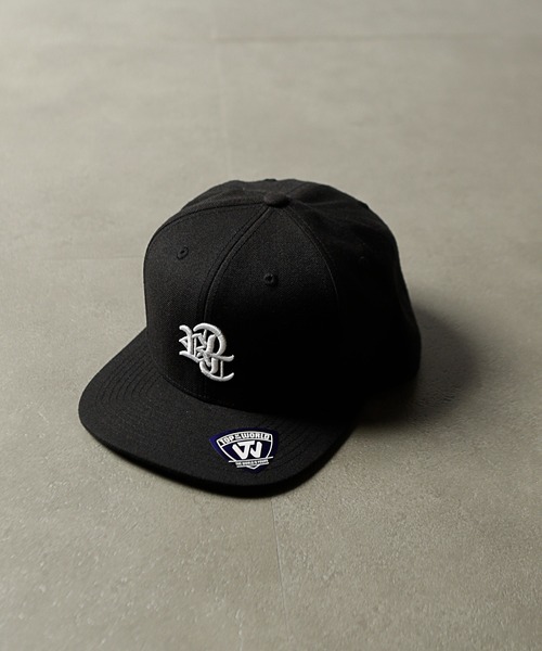 RATTLE TRAP（ラトルトラップ）の「フラットバイザーキャップ（キャップ・メンズ・ホワイト/ブラック・FREE）」の2枚目の写真