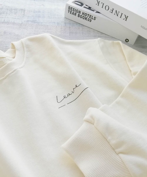 Dalfwin(ダールフィン)の「韓国ファッションleave筆記体ロゴスウェット(スウェット・レディース・ネイビー/ピンク/クリーム/グリーン系その他・FREE)」の17枚目の写真