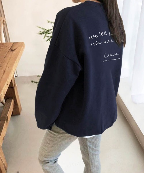 Dalfwin(ダールフィン)の「韓国ファッションleave筆記体ロゴスウェット(スウェット・レディース・ネイビー/ピンク/クリーム/グリーン系その他・FREE)」の21枚目の写真