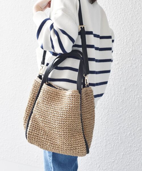 SHIPS(シップス)の「*ペーパーショルダー2WAYバッグ◆(ショルダーバッグ・レディース・ブラック/オフホワイト/キャメル・ONE SIZE)」の3枚目の写真