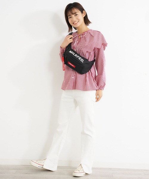 MILKFED.(ミルクフェド)の「DENIM SLIT PANTS(デニムパンツ・レディース・ホワイト/インディゴブルー/ライトインディゴブルー・XS/S/M)」の19枚目の写真