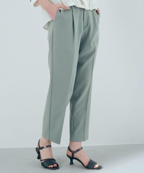 YECCA VECCA（イェッカヴェッカ）の「美脚タックパンツ①（その他パンツ・レディース・ネイビー/ミント・M）」の2枚目の写真