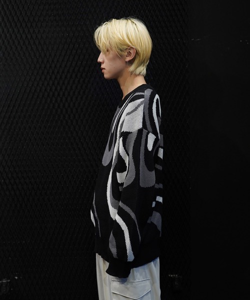 G.O.C（ジーオーシー）の「オーバーサイズマルチジャガードクルーネックニット（ニット/セーター・メンズ・ホワイト/ブラック/パープル/レッド/ブルー/ホワイト系その他/ブラック系その他/ブラック系その他2/ブラック系その他3/パープル系その他/レッド系その他/ブラック系その他4・MEDIUM/LARGE）」の14枚目の写真