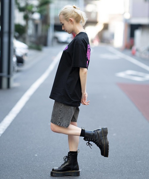 X-girl（エックスガール）の「CHEMICAL WASH EASY HALF PANTS/ケミカルウォッシュ　ハーフイージーパンツ（デニムパンツ・レディース・ブラック/インディゴブルー・XS/M/S）」の13枚目の写真