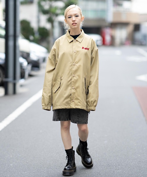 X-girl（エックスガール）の「CHEMICAL WASH EASY HALF PANTS/ケミカルウォッシュ　ハーフイージーパンツ（デニムパンツ・レディース・ブラック/インディゴブルー・XS/M/S）」の15枚目の写真