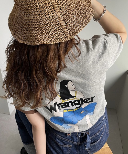 Wrangler（ラングラー）の「【Wrangler/ラングラー】 GIRL TSHWT7029（Tシャツ/カットソー・メンズ・グレー/ホワイト・MEDIUM/LARGE）」の2枚目の写真