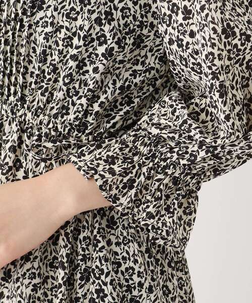 index(インデックス)の「◆ピンタックフラワーワンピース【WEB限定サイズ】(ワンピース・レディース・アイボリー系/ライトグリーン系/ライトパープル・38/42/36/40)」の18枚目の写真