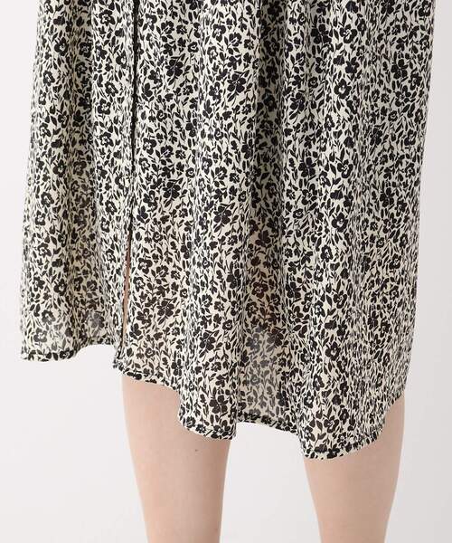 index(インデックス)の「◆ピンタックフラワーワンピース【WEB限定サイズ】(ワンピース・レディース・アイボリー系/ライトグリーン系/ライトパープル・38/42/36/40)」の6枚目の写真