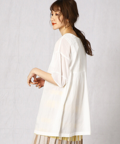Comme　Ca　Mature（コムサマチュア）の「＜ウォッシャブル＞２ＷＡＹ　インド綿チュニック（チュニック・レディース・ホワイト/ブラック/サックスブルー・FREE）」の12枚目の写真
