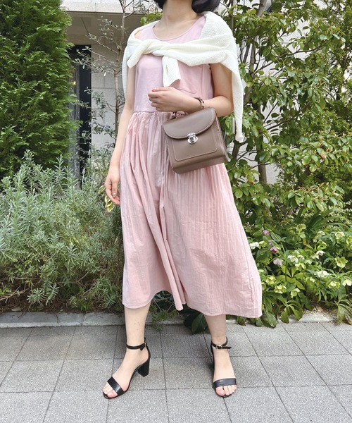 SPIGA（スピーガ）の「ポケ付ギャザーフレアタンクワンピ（ワンピース・レディース・ピンク/カーキ/グレー・FREE）」の6枚目の写真