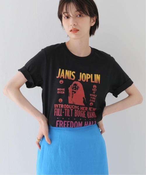 JOINT WORKS(ジョイントワークス)の「【BLUESCENTRIC/ブルースセントリック】JANIS JOPLIN FULL TILT POST(Tシャツ/カットソー・レディース・ホワイト/ブラック/ブラウン/サックスブルー・SMALL)」の1枚目の写真