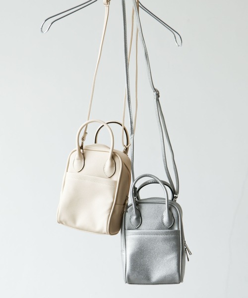 Chillfar(チルファー)の「2wayミニショルダーバッグ(ショルダーバッグ・レディース・ブラック/シルバー/イエロー/グリーン/アイボリー・FREE)」の5枚目の写真