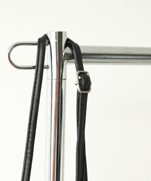 Chillfar(チルファー)の「2wayミニショルダーバッグ(ショルダーバッグ・レディース・ブラック/シルバー/イエロー/グリーン/アイボリー・FREE)」の11枚目の写真