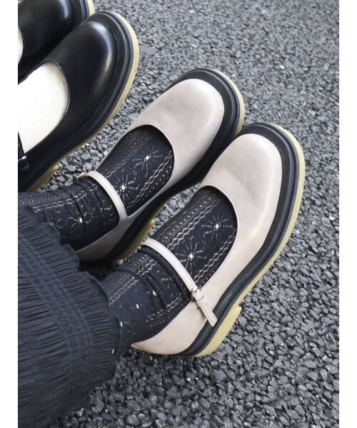 merry jenny（メリージェニー）の「ラバーソールメリージェーン（パンプス・レディース・ブラック/ベージュ・MEDIUM/LARGE）」の13枚目の写真
