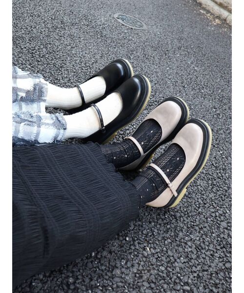 merry jenny（メリージェニー）の「ラバーソールメリージェーン（パンプス・レディース・ブラック/ベージュ・MEDIUM/LARGE）」の9枚目の写真