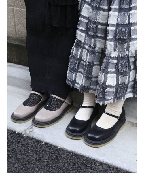 merry jenny（メリージェニー）の「ラバーソールメリージェーン（パンプス・レディース・ブラック/ベージュ・MEDIUM/LARGE）」の19枚目の写真