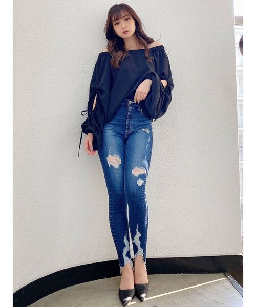 GYDA（ジェイダ）の「オフショル シャーリングボリュームスリーブブラウス（シャツ/ブラウス・レディース・ブラック/オフホワイト・FREE）」の12枚目の写真