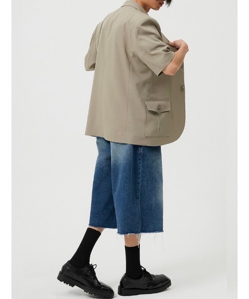ESC STUDIO（イーエスシースタジオ）の「【ESC STUDIO/イーエスシースタジオ】oversize short sleeve blazer/オーバーサイズ 半袖 ブレザー テーラードジャケット シンプル（テーラードジャケット・メンズ・ブラック/ベージュ系その他・ONE SIZE）」の16枚目の写真