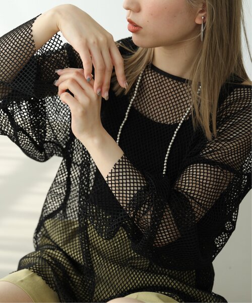 RAY CASSIN（レイカズン）の「メッシュゆるプルオーバー（ニット/セーター・レディース・ブラック/キナリ・FREE）」の3枚目の写真