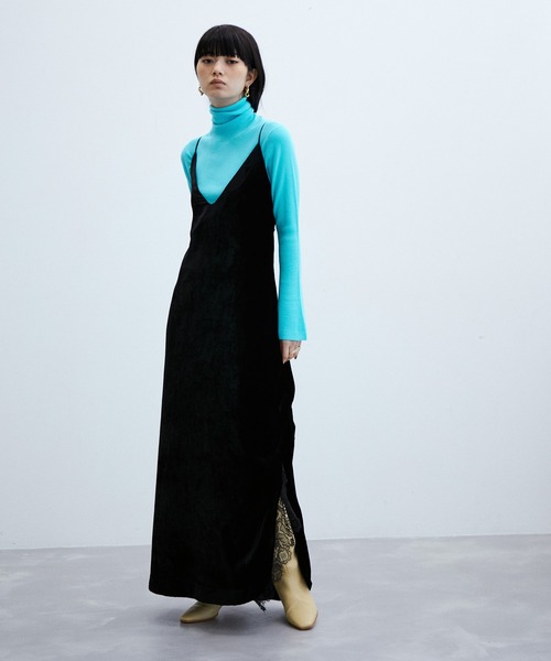 ADAM ET ROPE'（アダムエロペ）の「アンチピリングリブタートルネックプルオーバー（ニット/セーター・レディース・ホワイト/ブラック/イエロー/レッド/ピンク/サックスブルー・FREE）」の9枚目の写真