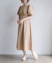 バックデザインランタンスリーブワンピ