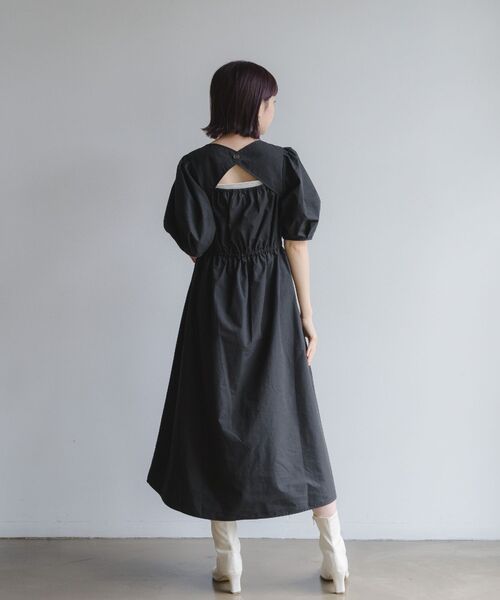 RETRO GIRL（レトロガール）の「バックデザインランタンスリーブワンピ（ワンピース・レディース・ブラック/ナチュラル/ブラウン・FREE）」の21枚目の写真