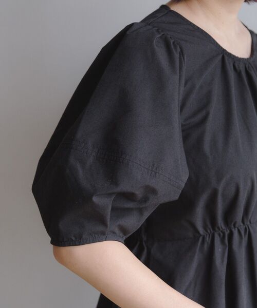 RETRO GIRL（レトロガール）の「バックデザインランタンスリーブワンピ（ワンピース・レディース・ブラック/ナチュラル/ブラウン・FREE）」の19枚目の写真