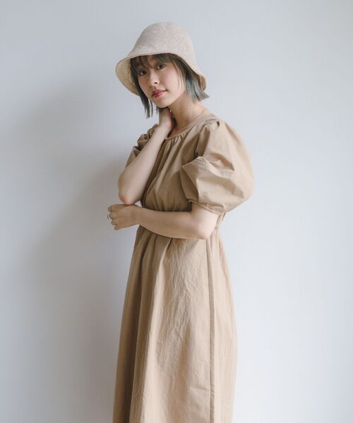 RETRO GIRL（レトロガール）の「バックデザインランタンスリーブワンピ（ワンピース・レディース・ブラック/ナチュラル/ブラウン・FREE）」の8枚目の写真